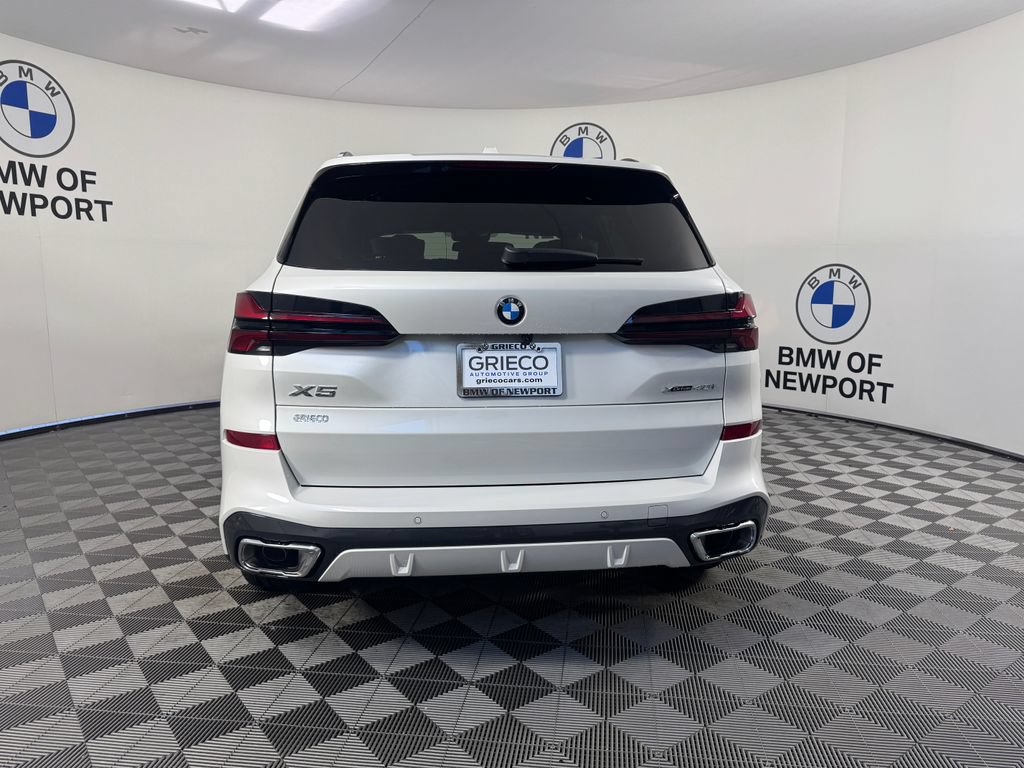 New 2026 BMW X5 xDrive40i w/ M Sport Package AWD/4WD image 7