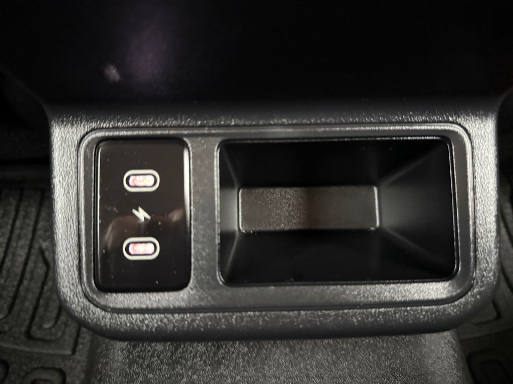 Used 2025 Kia K4 EX FWD image 37