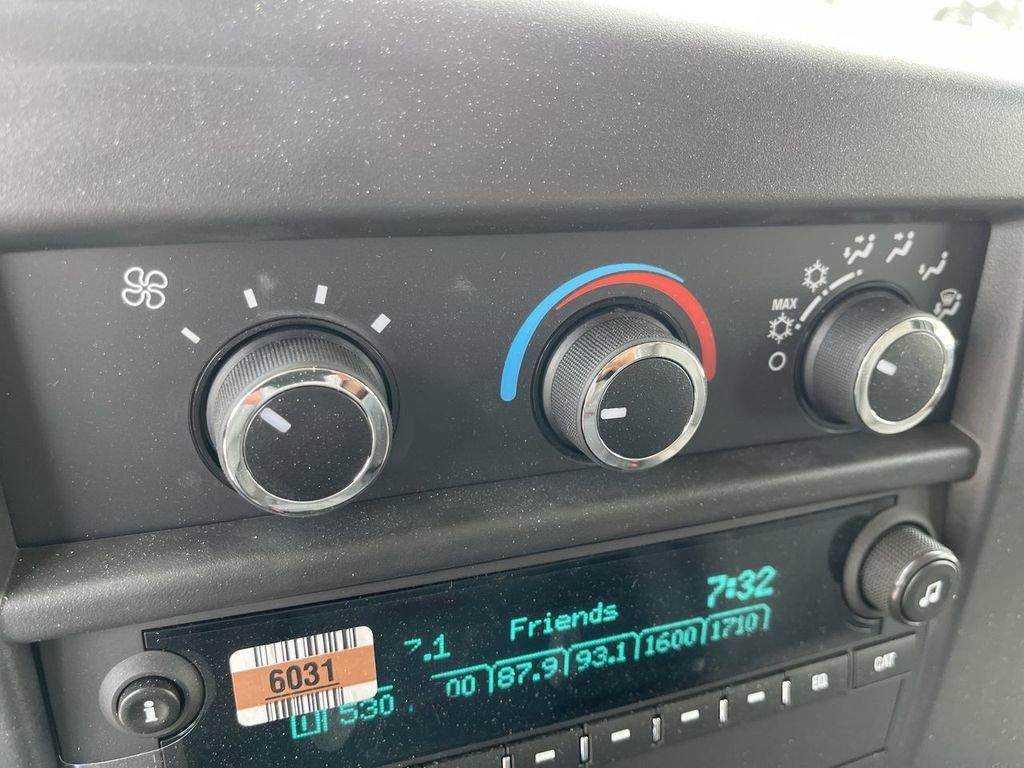 New 2025 Chevrolet Express 3500 w/ Power Convenience Package image 13