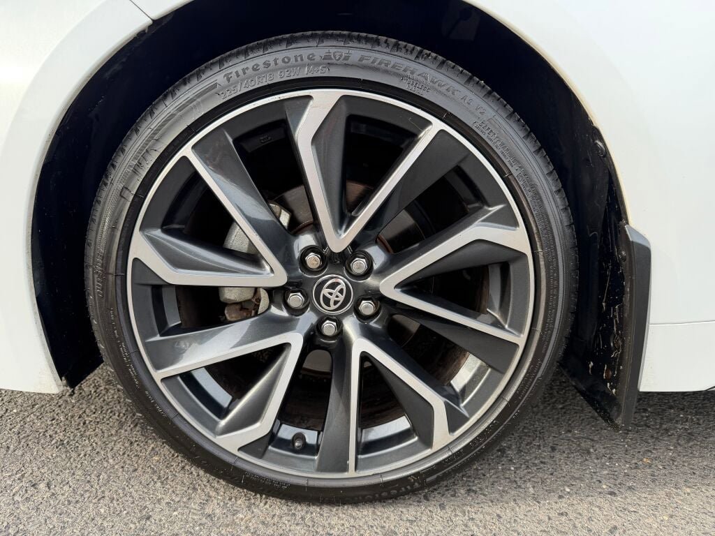 Used 2022 Toyota Corolla SE image 32