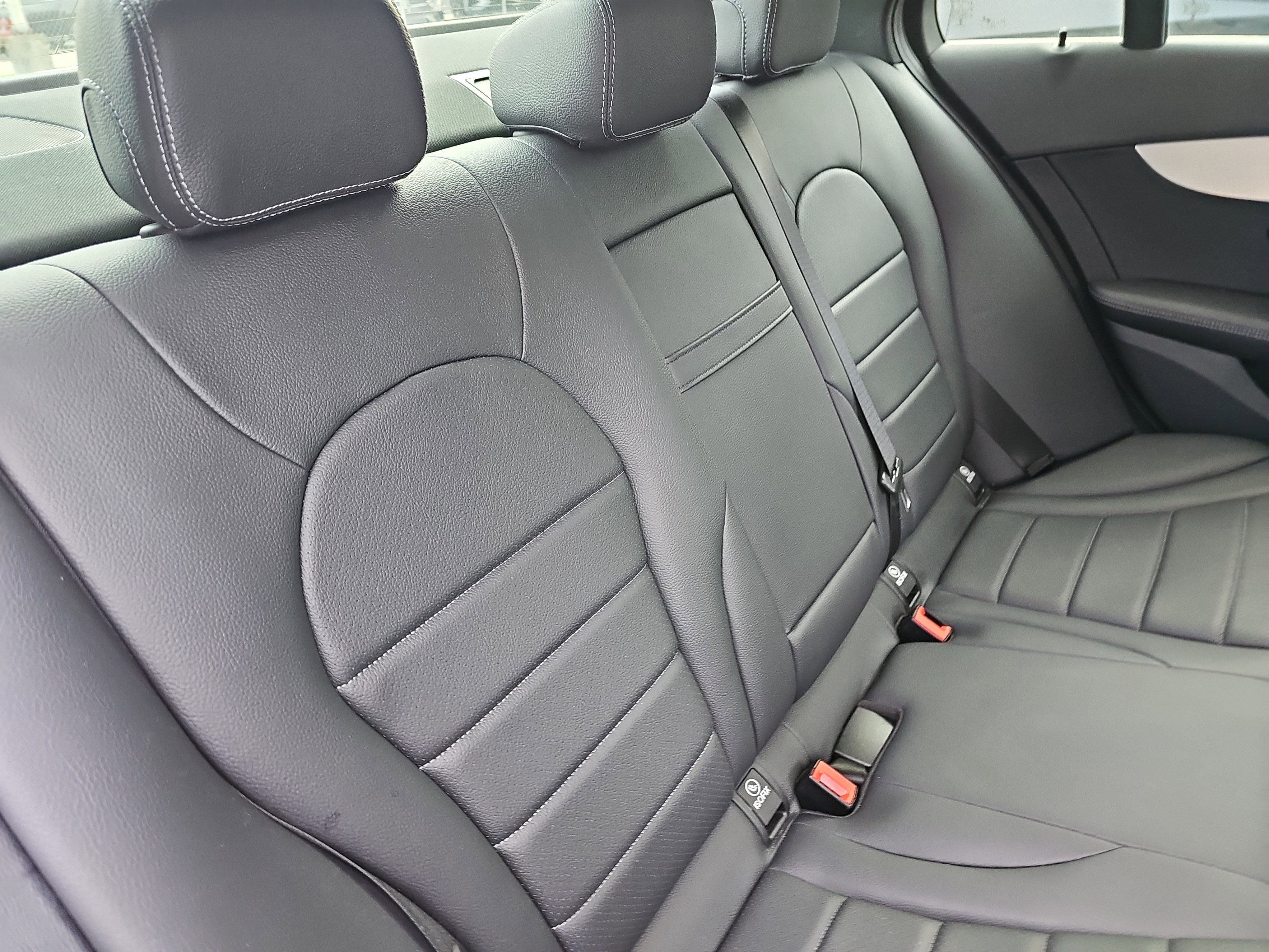 Used 2021 Mercedes-Benz C 300 Sedan image 12