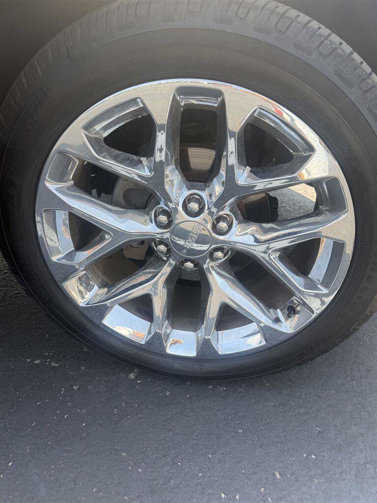 Used 2018 GMC Yukon XL Denali w/ Open Road Package AWD/4WD image 11