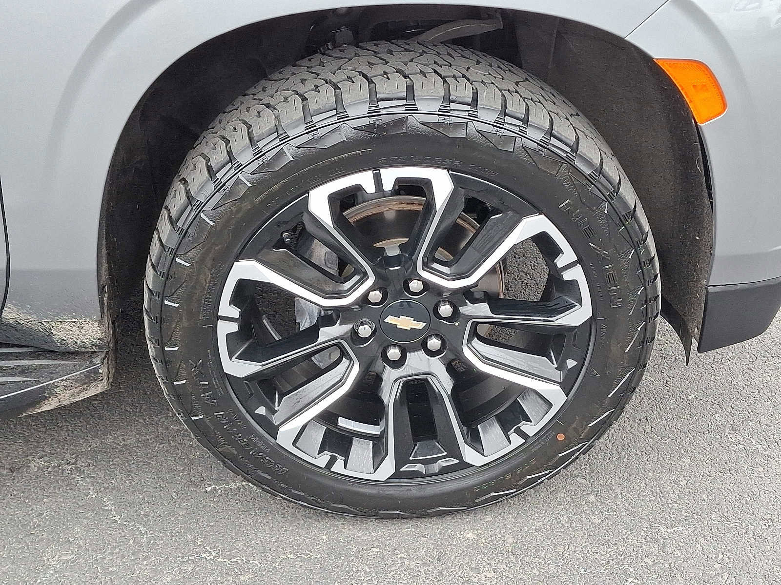 Used 2023 Chevrolet Tahoe LT image 9
