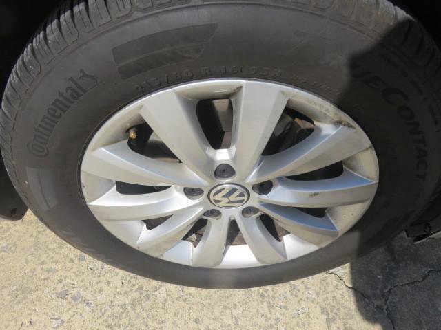 Used 2013 Volkswagen Beetle 2.5 image 11