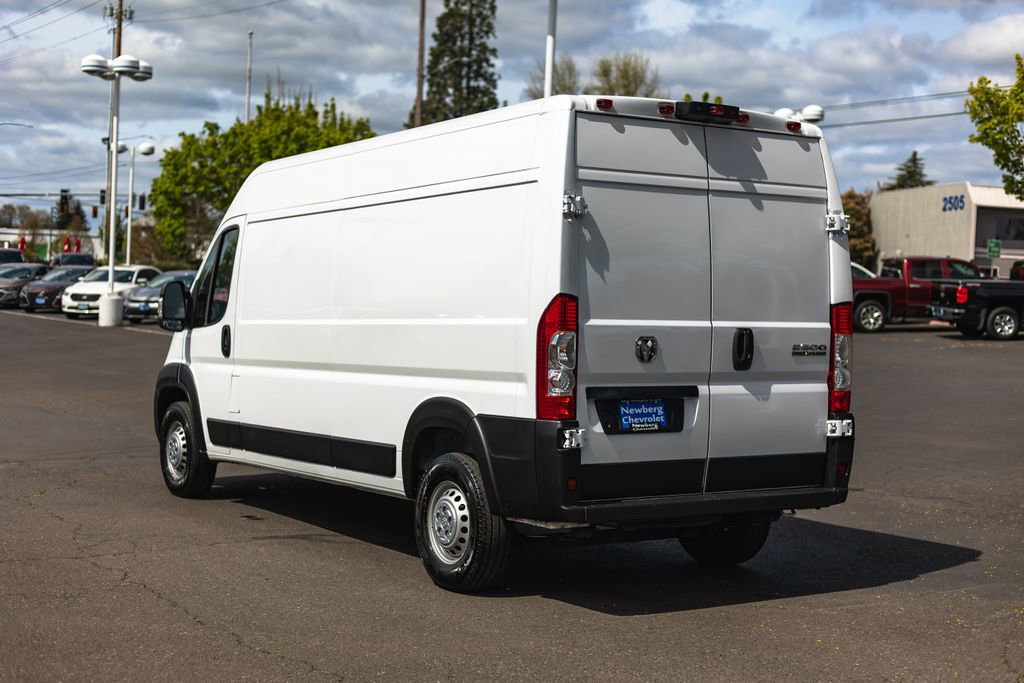 Used 2025 RAM ProMaster 2500 w/ Convenience Group FWD image 9