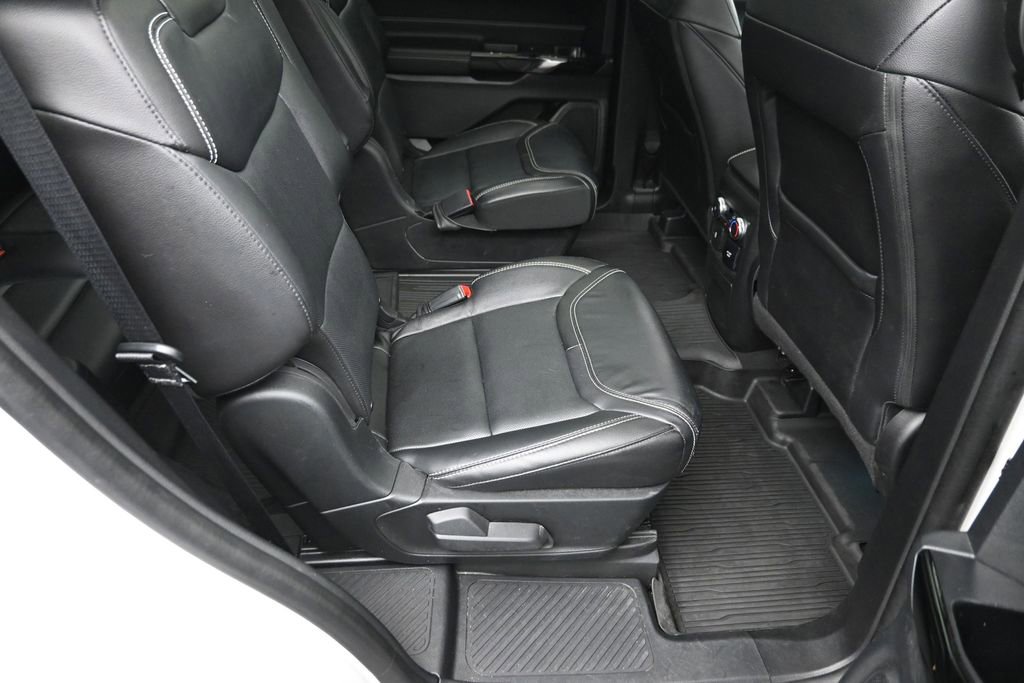 Used 2022 Ford Explorer ST w/ Equipment Group 401A AWD/4WD image 10