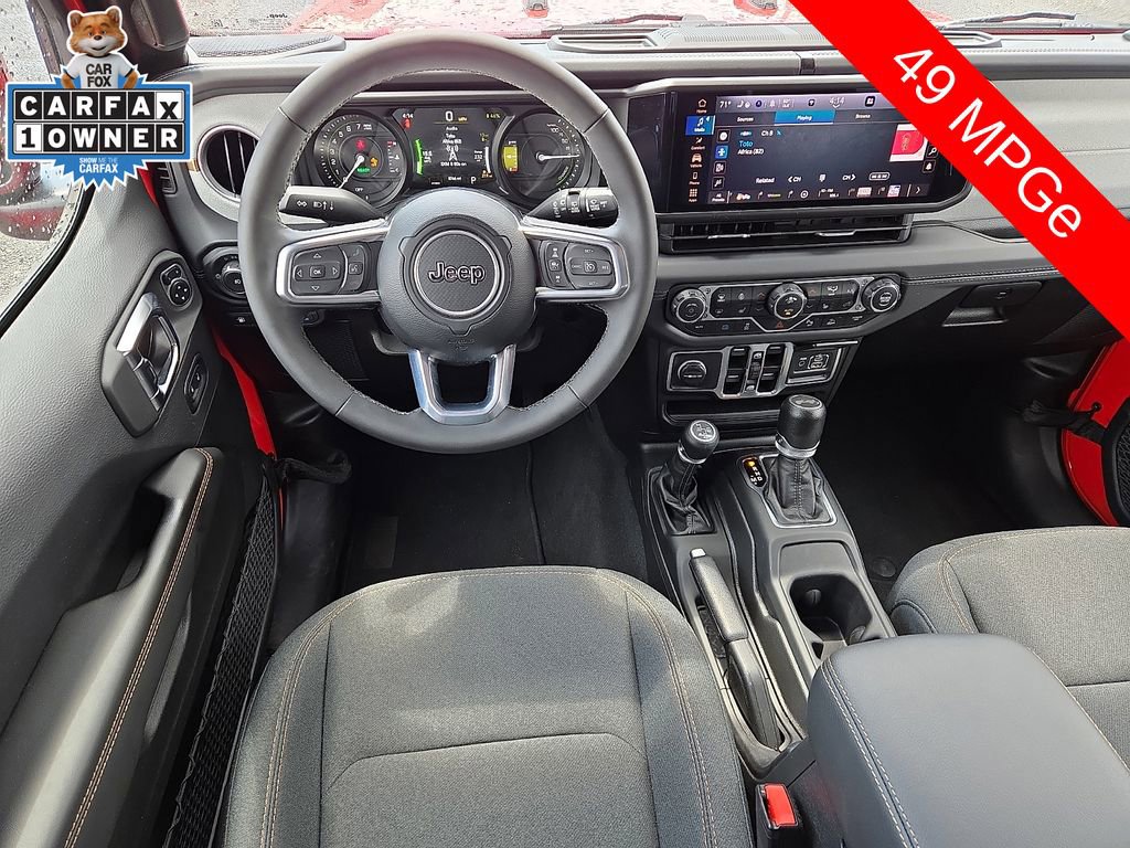 Used 2025 Jeep Wrangler Unlimited Sahara w/ Safety Group AWD/4WD image 11