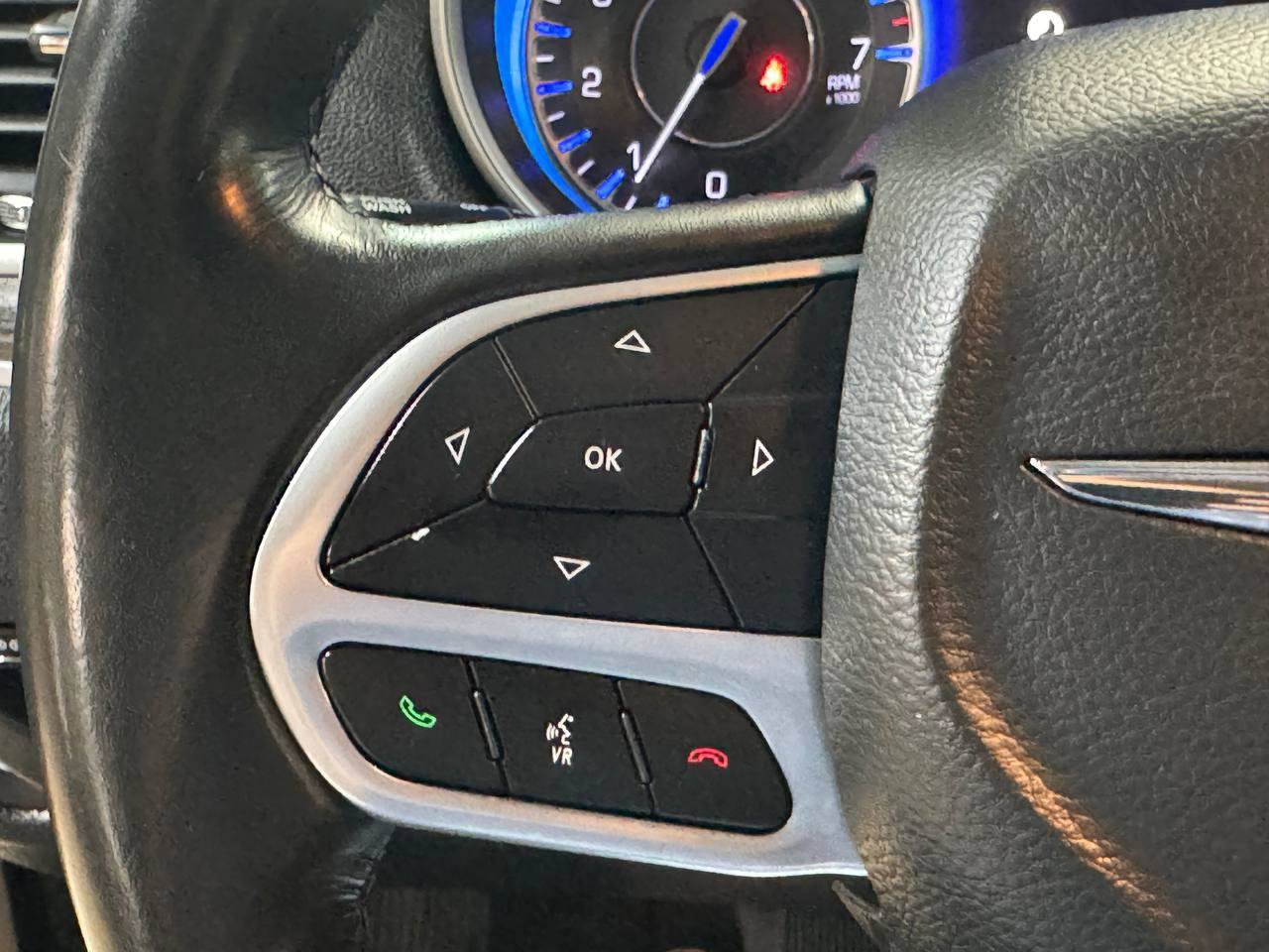Used 2022 Chrysler 300 Touring RWD image 20
