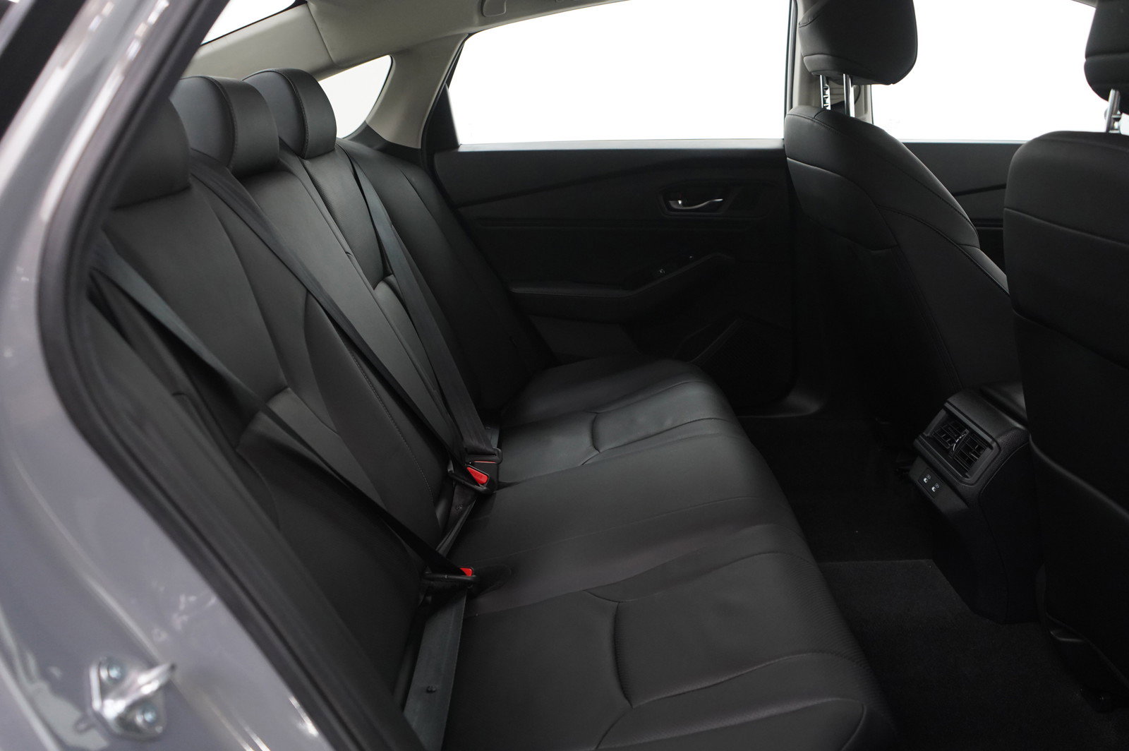 Used 2025 Honda Accord Touring image 11