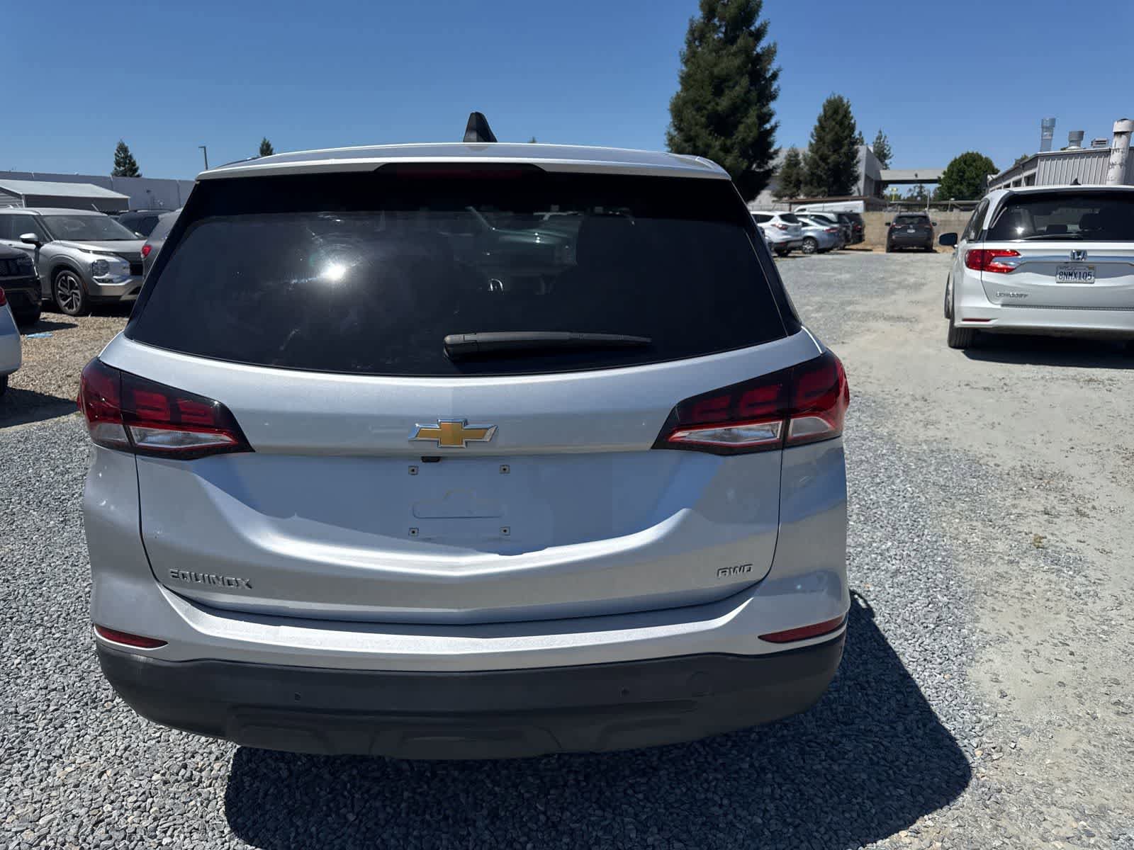 Used 2022 Chevrolet Equinox LS w/ LPO, Floor Liner Package AWD/4WD image 6