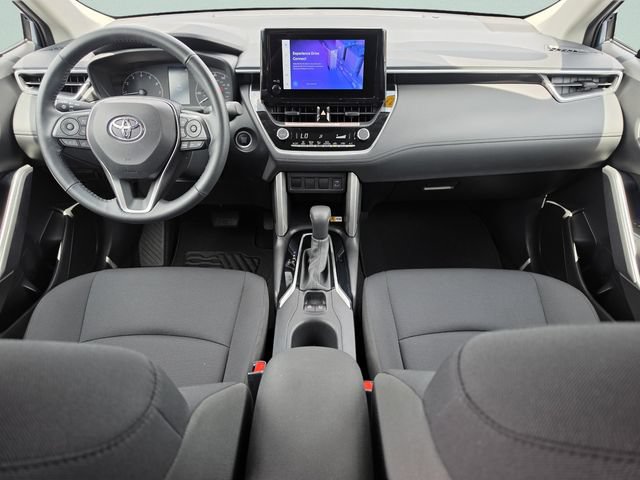 Used 2023 Toyota Corolla Cross LE FWD image 23