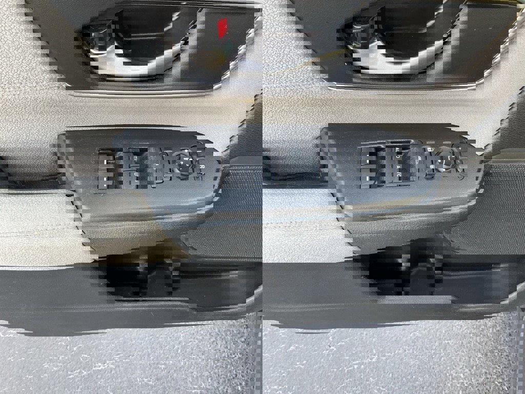 Used 2020 Honda CR-V EX image 4