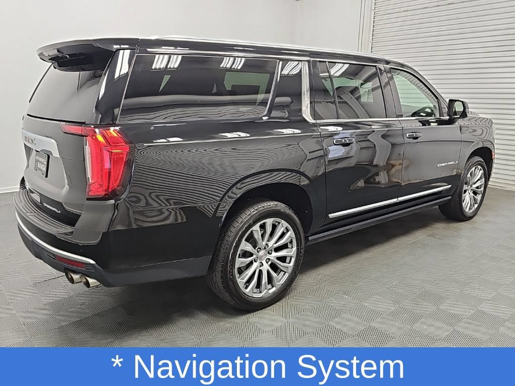 Used 2023 GMC Yukon XL Denali AWD/4WD image 9