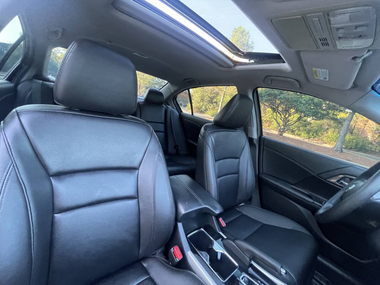 Used 2016 Honda Accord EX-L image 16