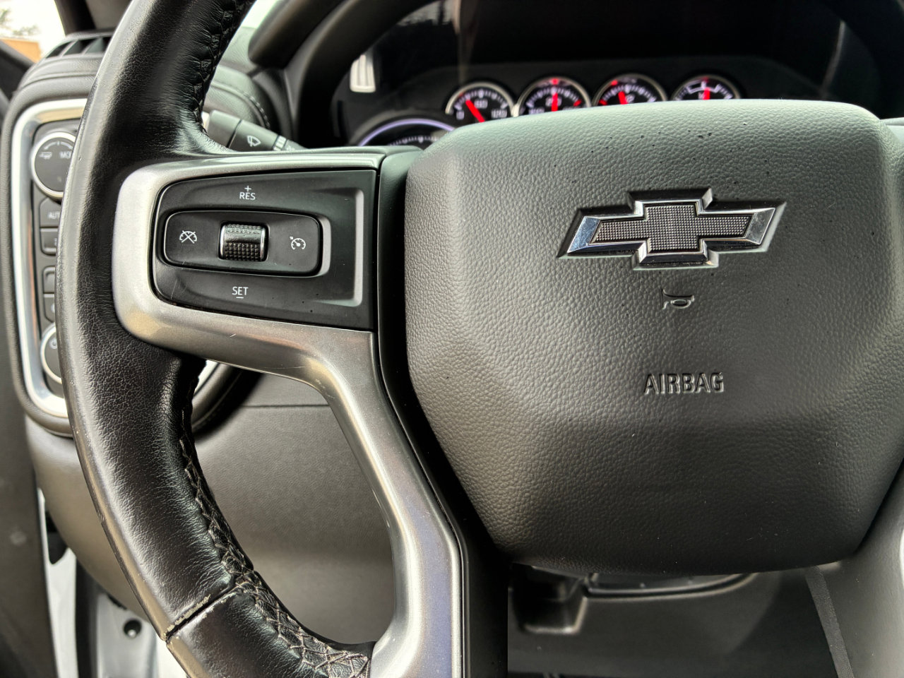 Used 2022 Chevrolet Silverado 1500 LT Trail Boss w/ Convenience Package II image 26