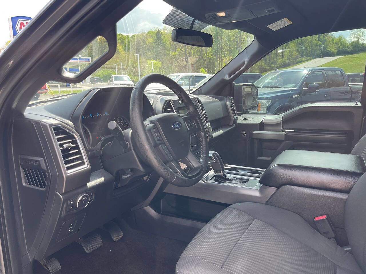 Used 2016 Ford F150 XLT w/ Equipment Group 302A Luxury image 17