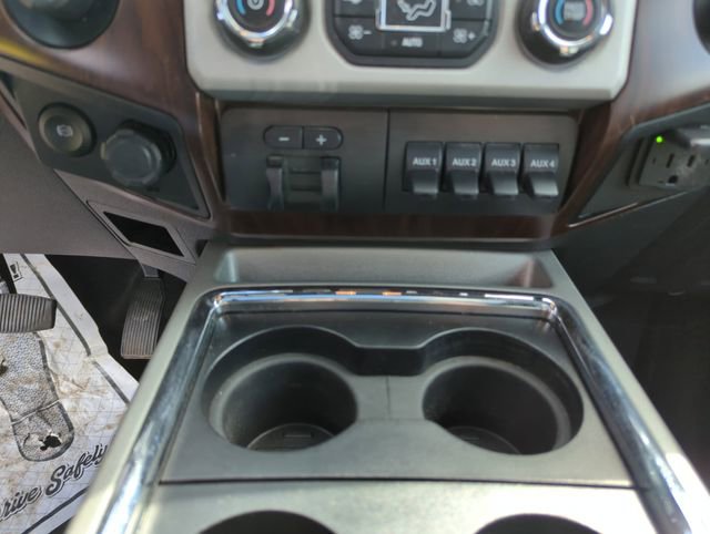 Used 2016 Ford F350 Lariat w/ Lariat Ultimate Package AWD/4WD image 30