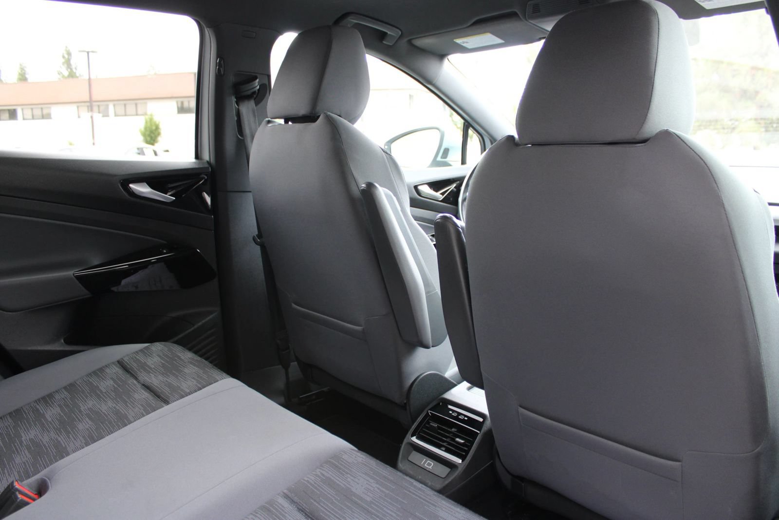 Used 2021 Volkswagen ID.4 Pro RWD image 12