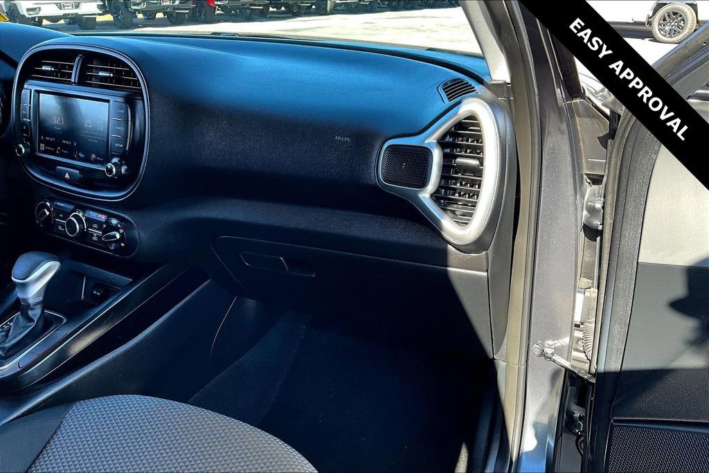 Used 2024 Kia Soul LX w/ Option Group 015 image 24