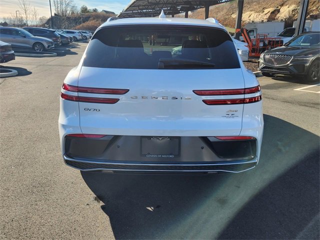 Used 2026 Genesis GV70 2.5T Advanced image 29