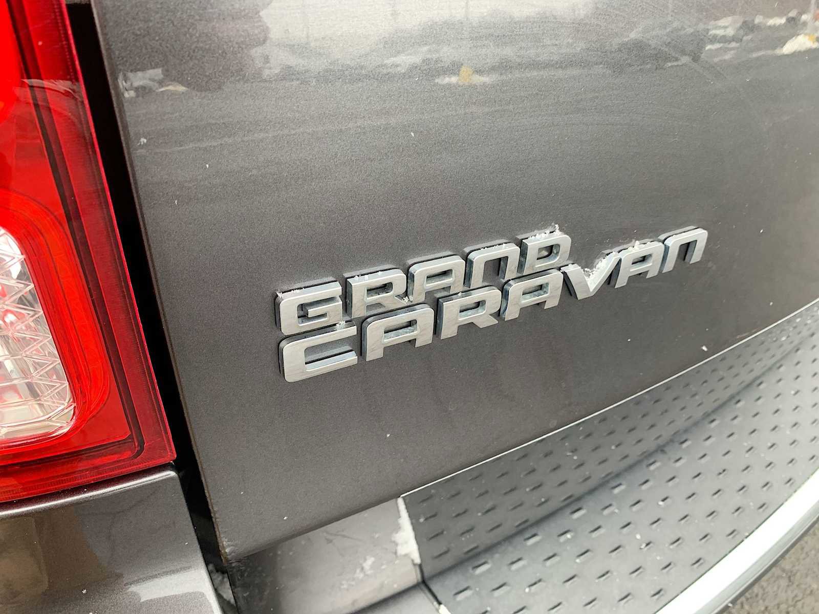 Used 2017 Dodge Grand Caravan SE w/ Power Window Group image 27