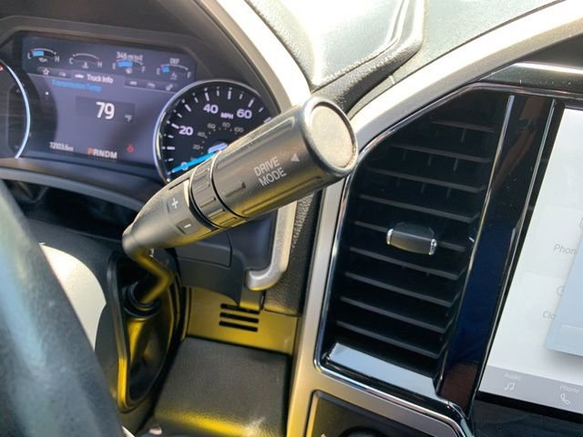 Used 2022 Ford F350 Lariat w/ Chrome Package image 30
