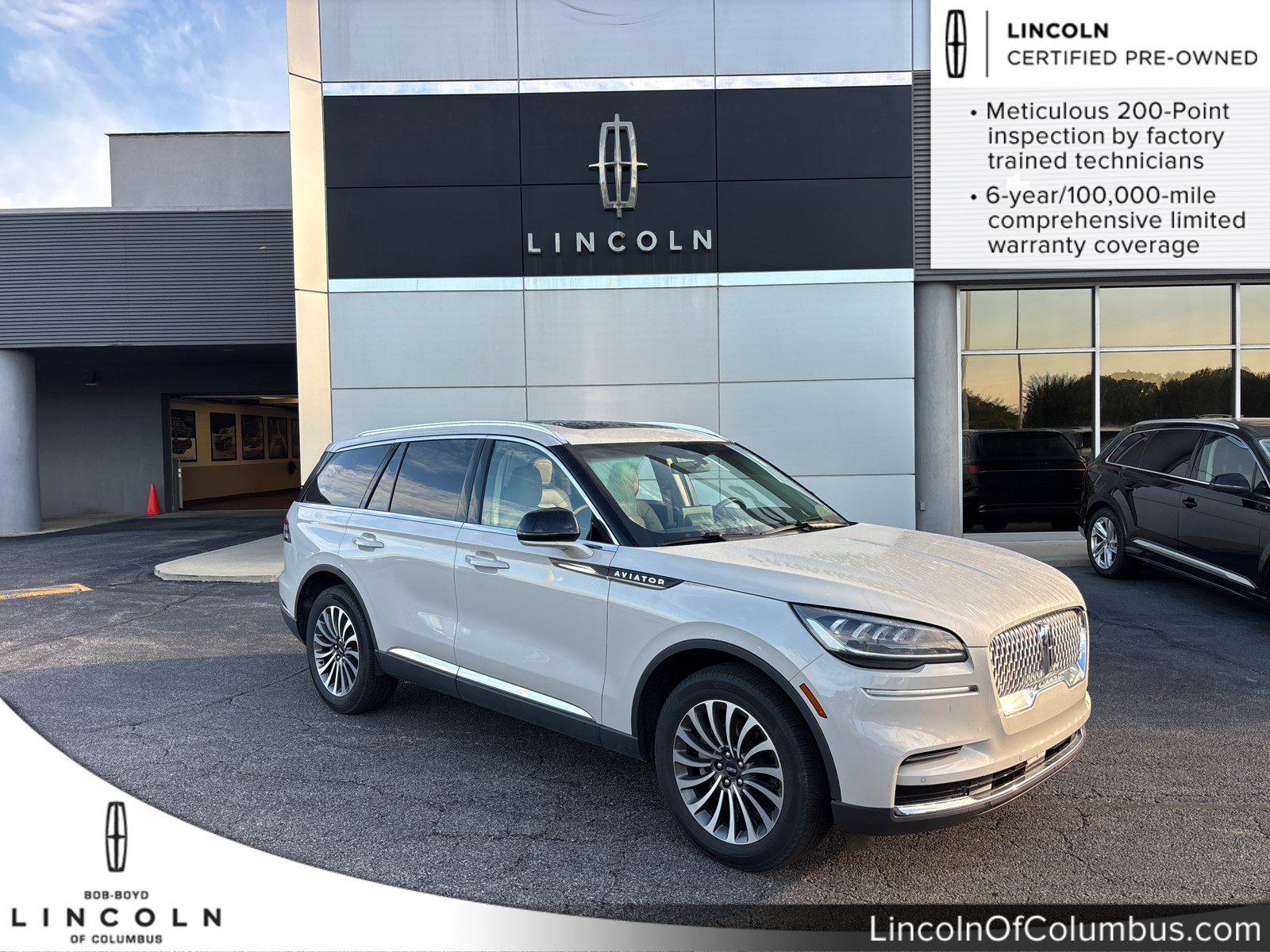 Certified 2024 Lincoln Aviator AWD w/ Premium Package image 1
