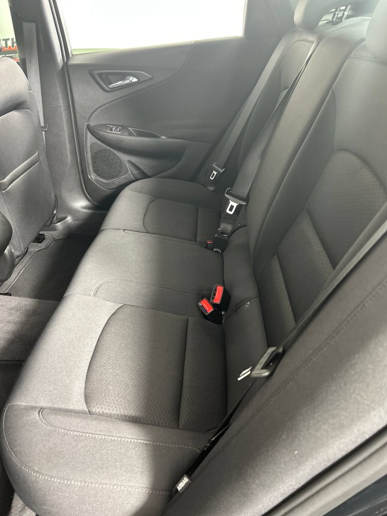 Used 2022 Chevrolet Malibu LS FWD image 17