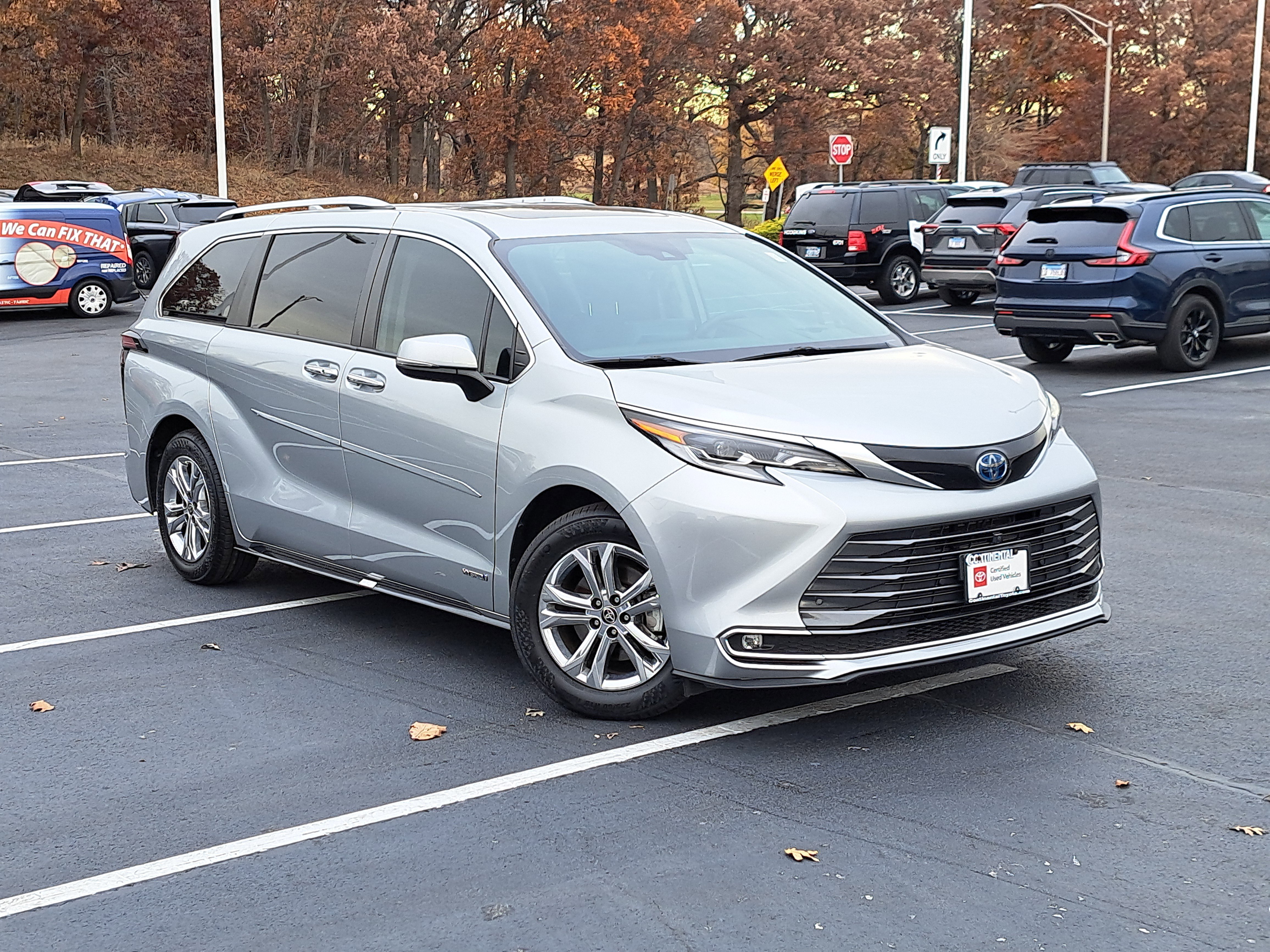 Certified 2021 Toyota Sienna Platinum image 35