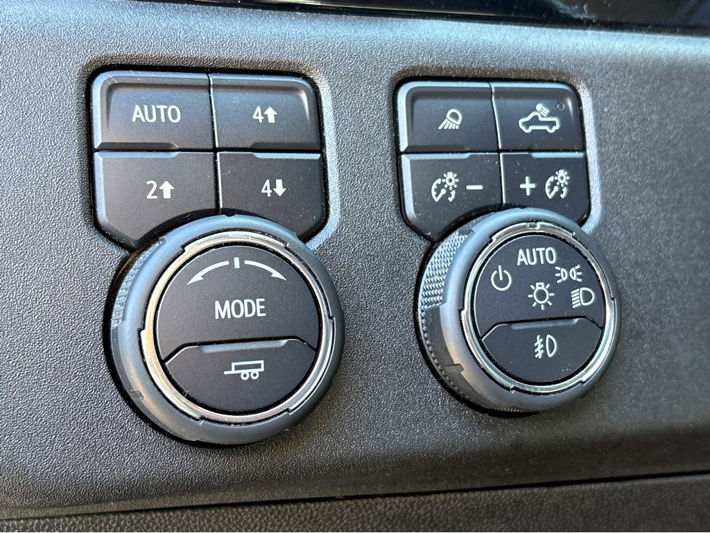 Used 2024 Chevrolet Silverado 2500 LTZ w/ LTZ Plus Package image 17