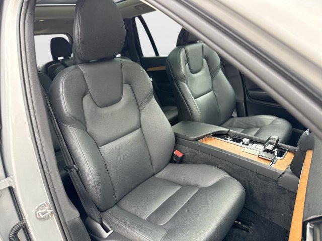 Certified 2023 Volvo XC90 B6 Plus w/ Protection Package Premier AWD/4WD image 30
