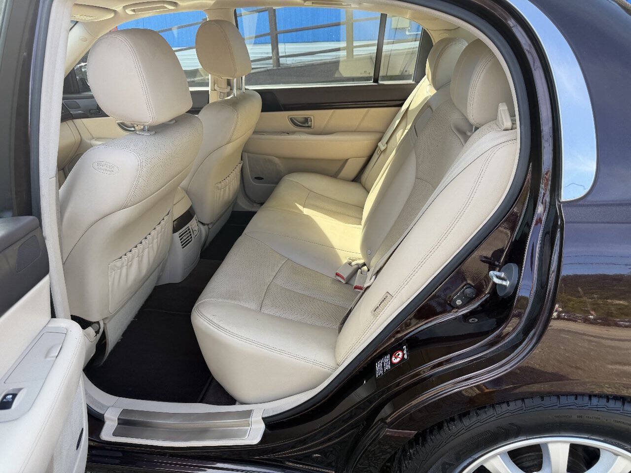 Used 2008 Kia Amanti w/ Leather Pkg FWD image 12