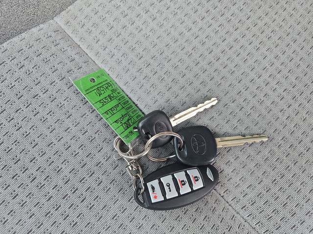 Used 2007 Toyota Corolla CE image 25