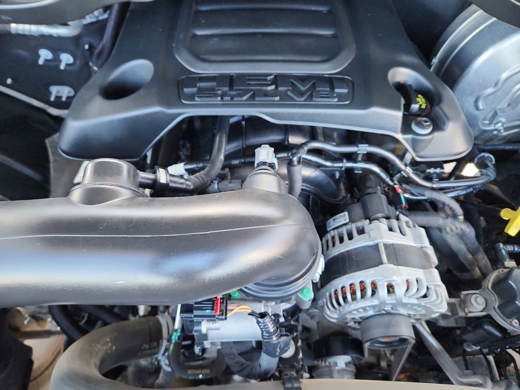 Used 2019 RAM 1500 Laramie image 14