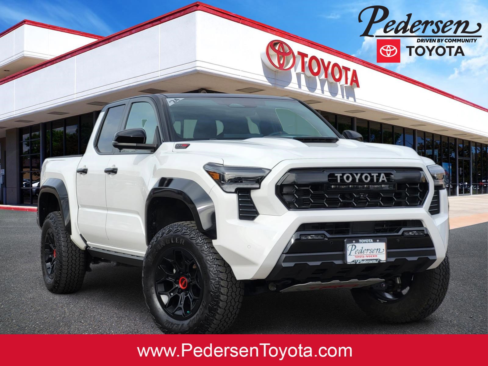 Used 2024 Toyota Tacoma TRD Pro AWD/4WD image 1