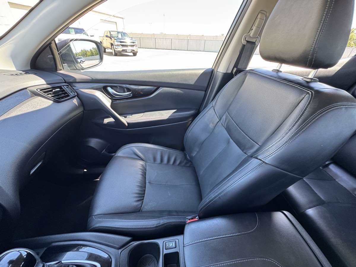 Used 2022 Nissan Rogue Sport SL w/ Premium Package AWD/4WD image 36