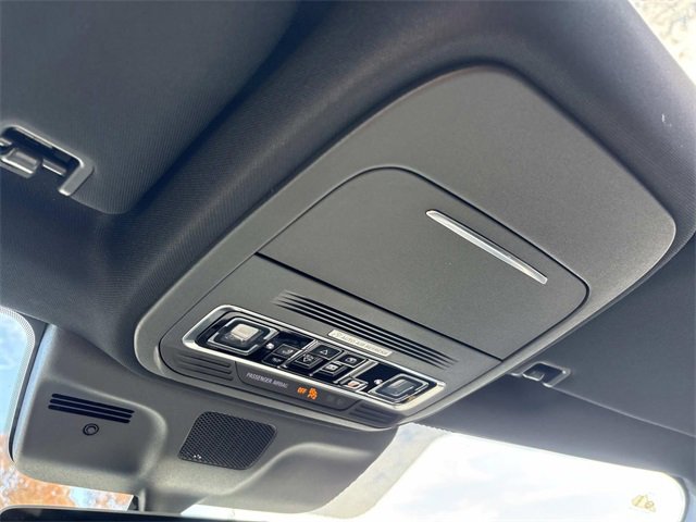 New 2025 Lincoln Navigator Reserve w/ Jet Appearance Package image 32