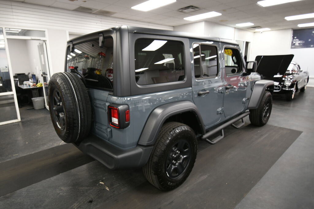 Used 2024 Jeep Wrangler Sport image 8