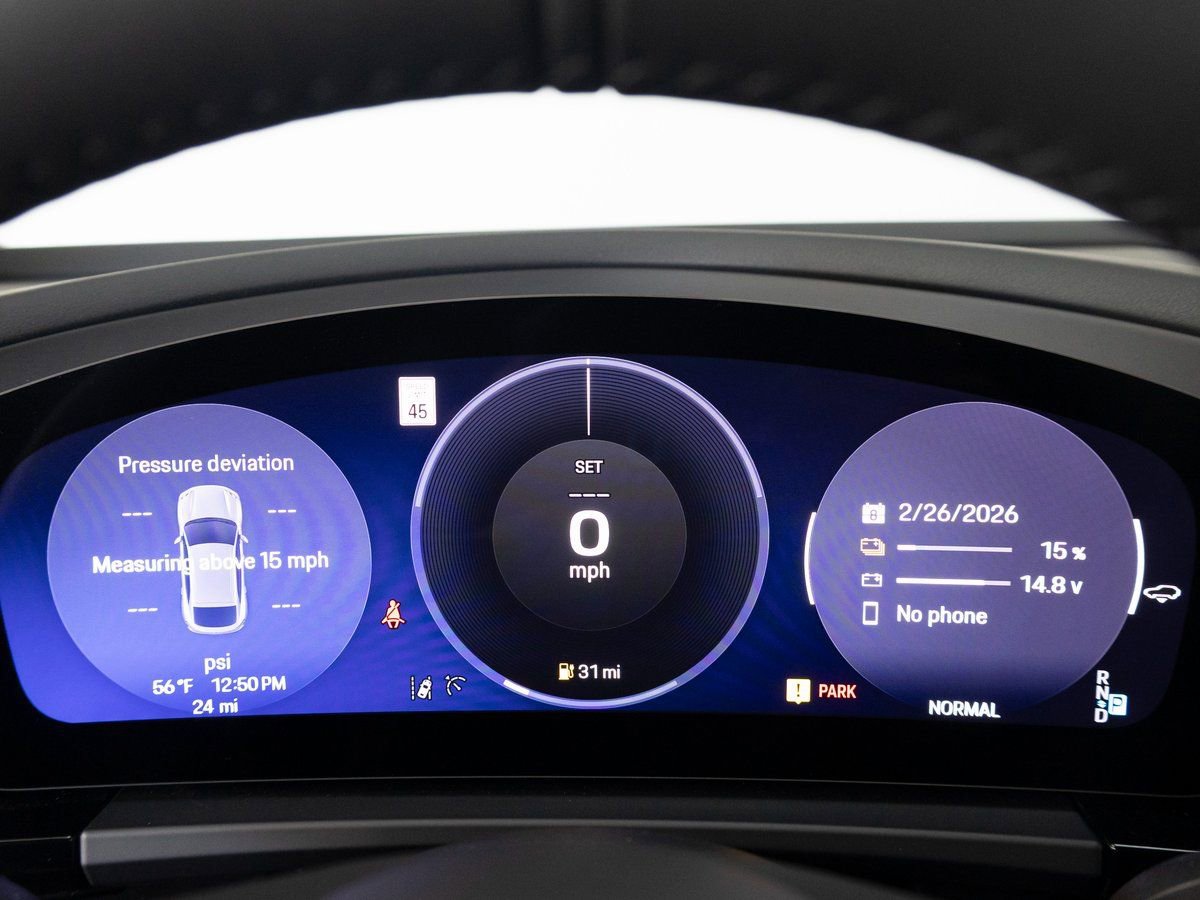 New 2025 Porsche Macan 4S Electric image 22