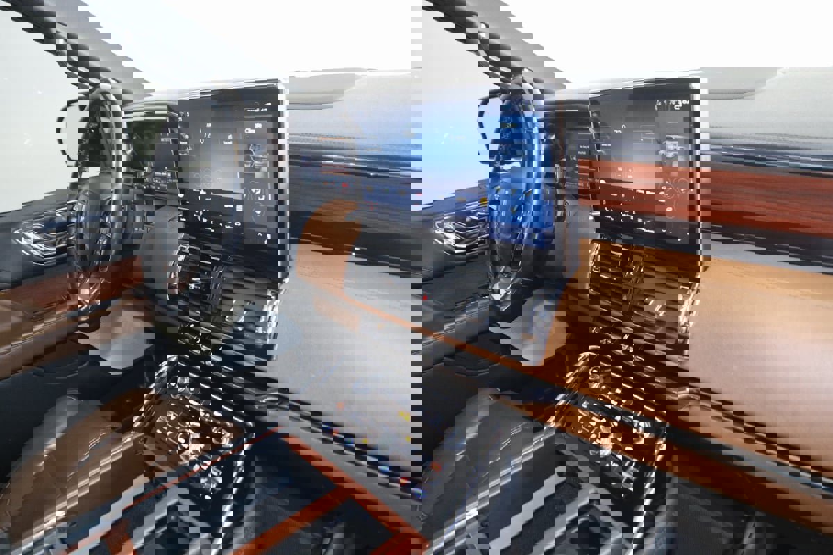 Used 2022 Lincoln Navigator Reserve image 48