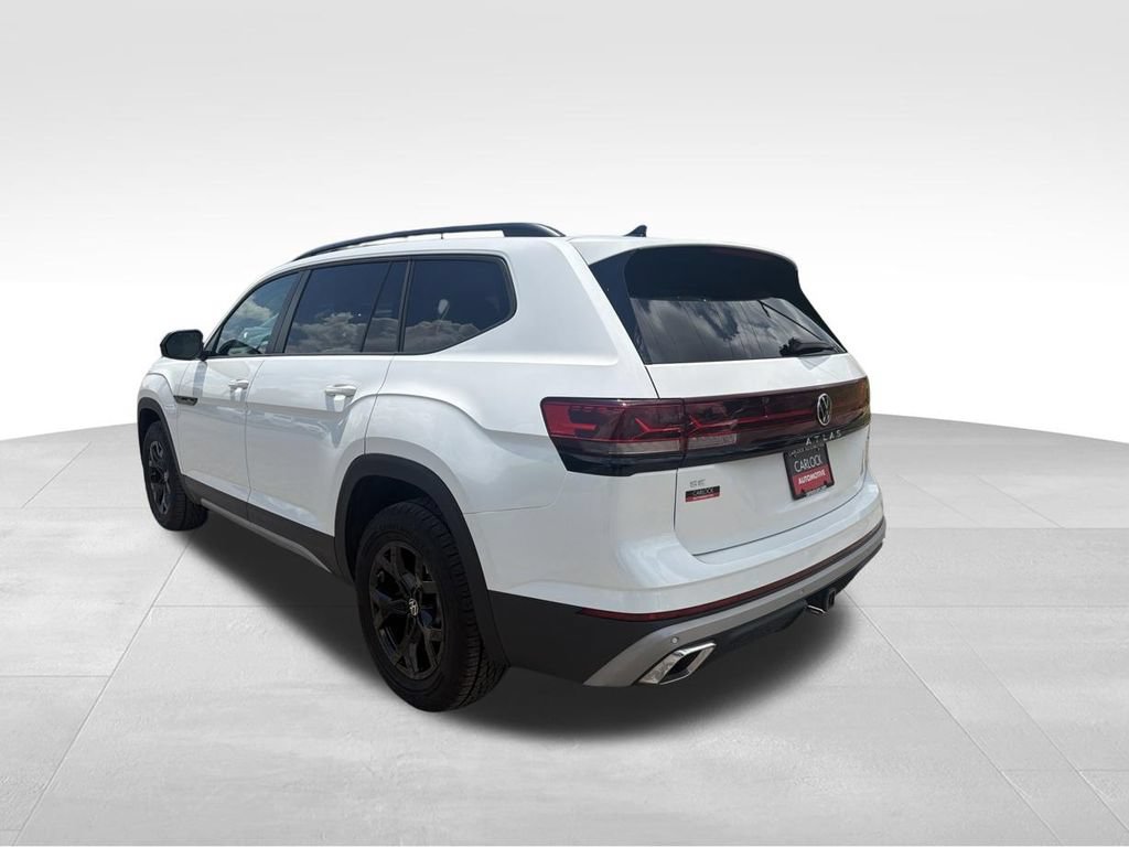 Used 2026 Volkswagen Atlas Peak Edition AWD/4WD image 6