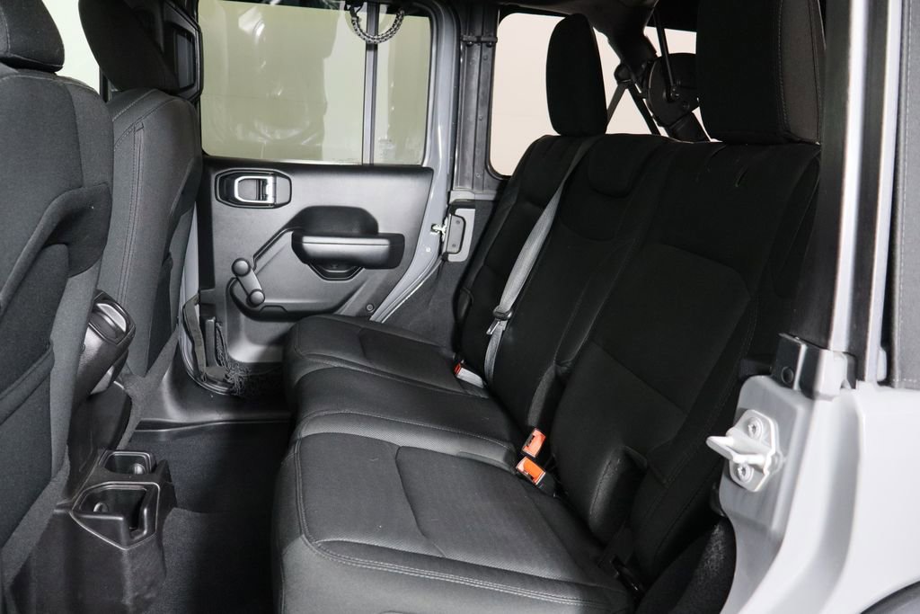 Used 2019 Jeep Wrangler Unlimited Sport image 14