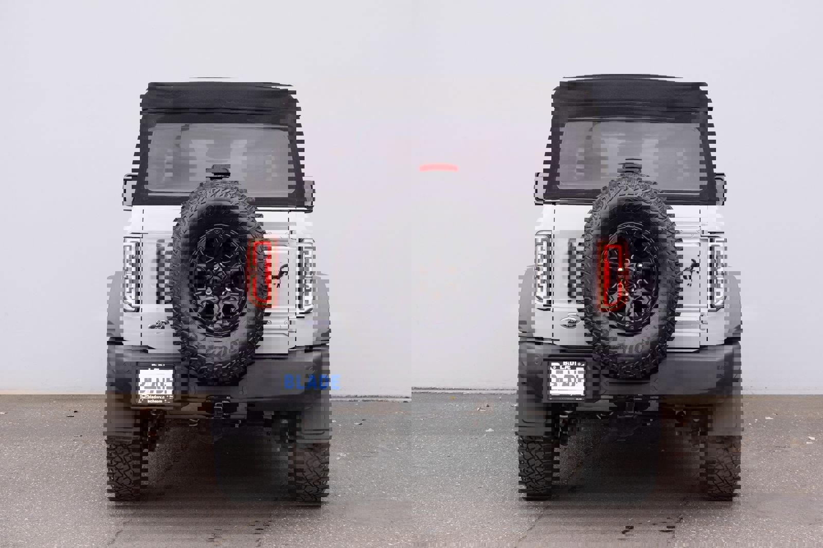 Used 2023 Ford Bronco Wildtrak image 23