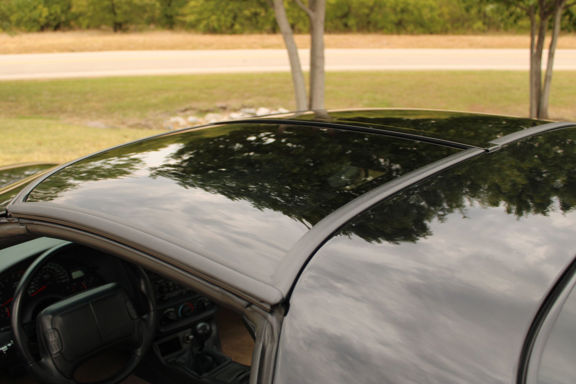 Used 1999 Chevrolet Camaro Z28 w/ SS Performance/Appearance Pkg RWD image 40