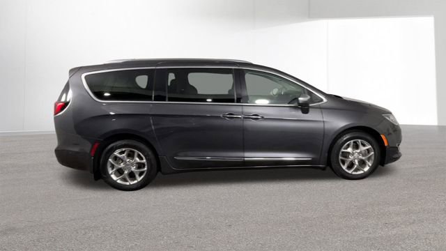 Used 2020 Chrysler Pacifica Limited w/ Advanced Safetytec Group image 11