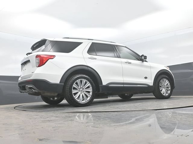 Certified 2023 Ford Explorer King Ranch w/ Technology Package AWD/4WD image 25