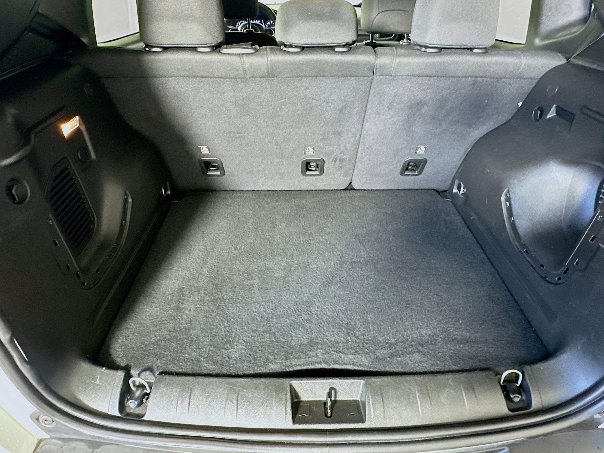 Used 2023 Jeep Renegade Latitude image 28