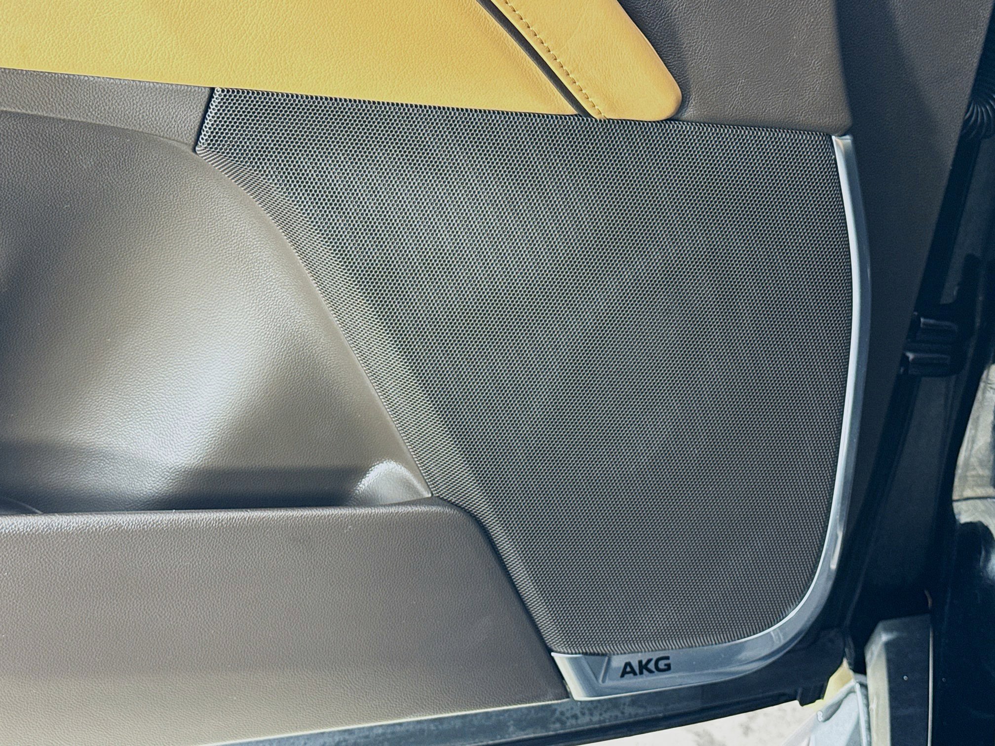 Used 2021 Cadillac Escalade Sport w/ Driver Assist Tech Package image 19