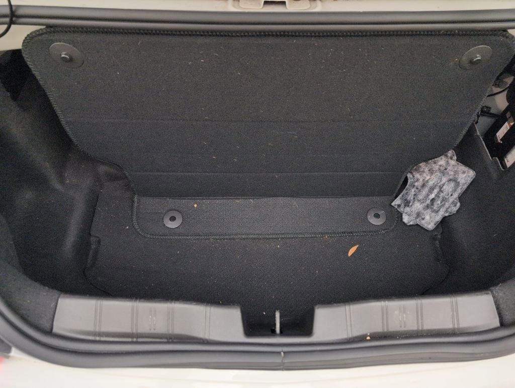 Used 2023 Chevrolet Camaro LT w/ RS Package image 22