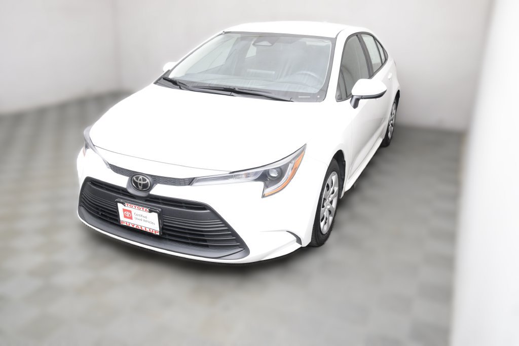 Certified 2025 Toyota Corolla LE FWD image 1